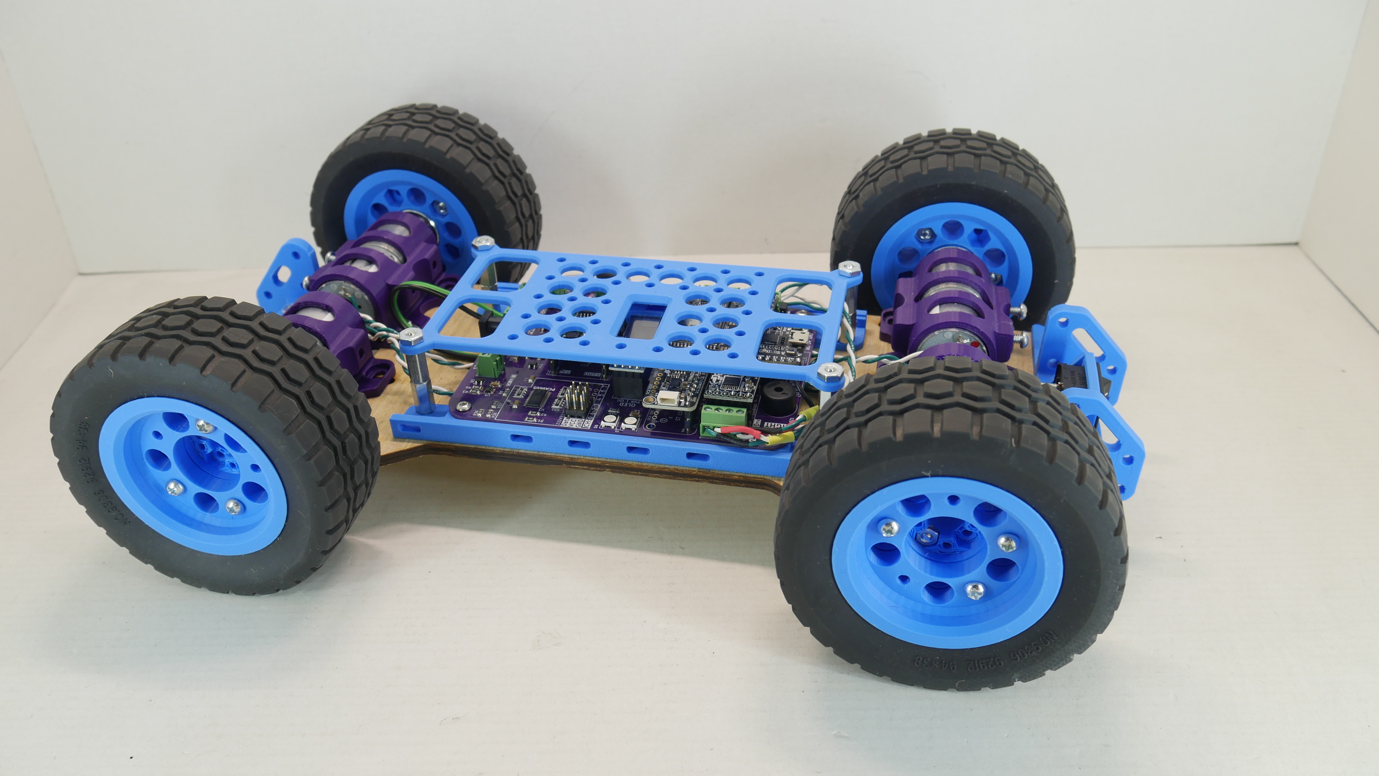 4x4_skidsteer_rover_real